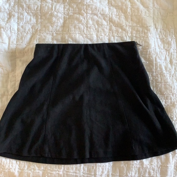 Brandy Melville Dresses & Skirts - Brandy Melville skirt